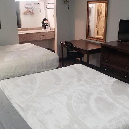 Hotel 2 Queen Beds Hotel Room 135 Booking スティルウォーター エクステリア 写真